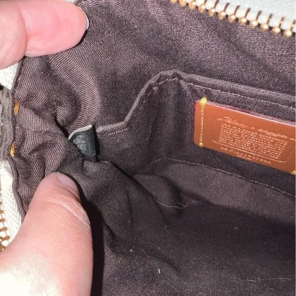 COACH Pebbled Leather Minnie Mouse Kitt Messenger Crossbody With Patches - Picture 14 of 16